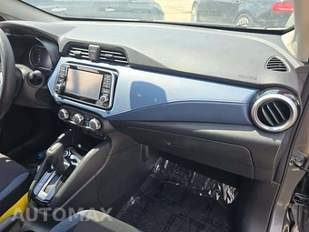 2025 Nissan Versa SV – miniatura 19