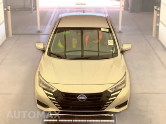 2025 Nissan Versa SV – miniatura 2