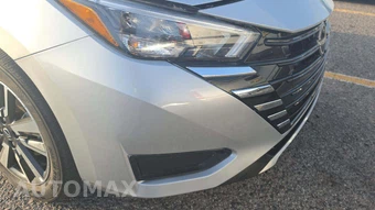 2025 Nissan Versa SV – miniatura 26