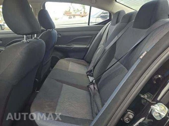 2025 Nissan Versa SV – miniatura 13
