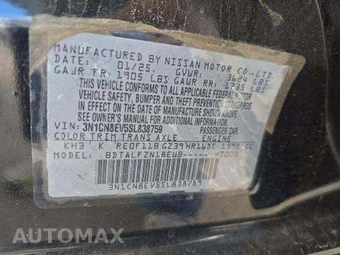 2025 Nissan Versa SV – miniatura 5