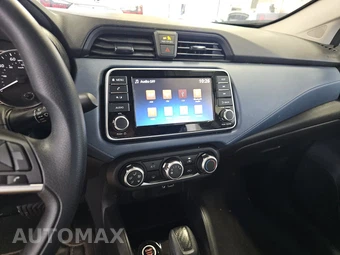 2025 Nissan Versa SV – miniatura 11
