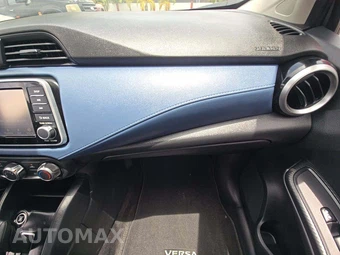 2025 Nissan Versa SV – miniatura 16