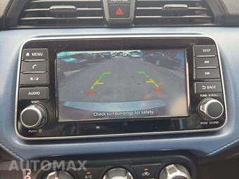 2025 Nissan Versa SV – miniatura 19