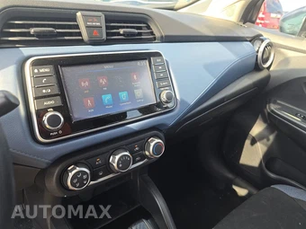 2025 Nissan Versa SV – miniatura 11