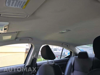 2025 Nissan Versa SV – miniatura 11