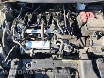 2025 Nissan Versa SV – miniatura 15