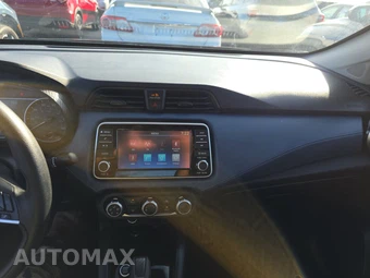 2025 Nissan Versa SV – miniatura 11