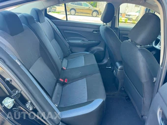 2025 Nissan Versa SV - miniatura 11