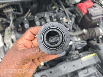 2025 Nissan Versa SV – miniatura 24