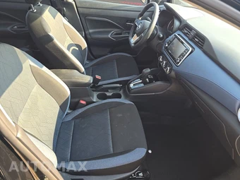 2025 Nissan Versa SV – miniatura 14