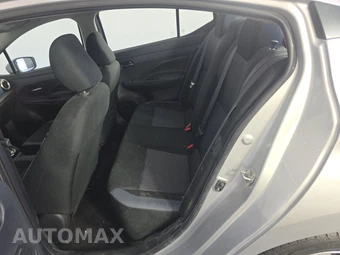 2025 Nissan Versa SV - miniatura 13