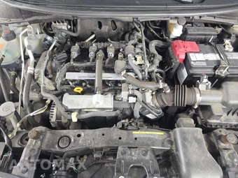 2025 Nissan Versa SV - miniatura 16
