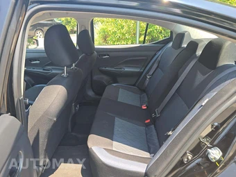 2025 Nissan Versa SV - miniatura 13