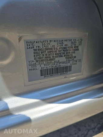 2025 Nissan Versa SV - miniatura 5