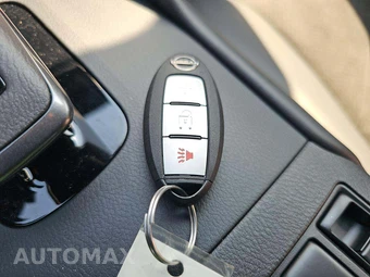 2025 Nissan Z NISMO - miniatura 5