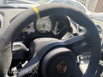 2025 Porsche 718 Spyder RS - miniatura 4