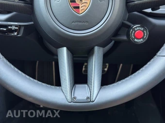 2025 Porsche 911 Carrera 4 GTS - miniatura 22