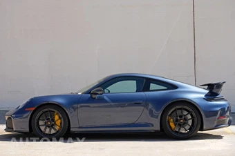 2025 Porsche 911 Carrera 4 GTS - miniatura 7
