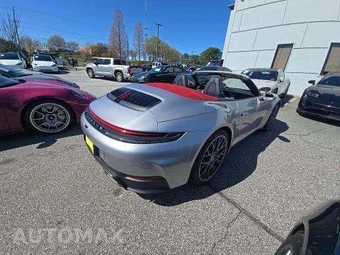 2025 Porsche 911 Carrera Cabriolet – miniatura 3