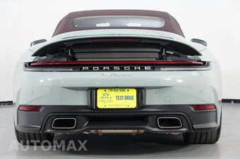 2025 Porsche 911 Carrera Cabriolet - miniatura 8