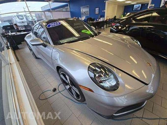 2025 Porsche 911 Carrera S – miniatura 4