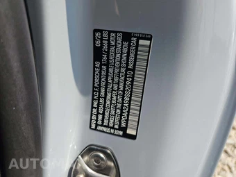 2025 Porsche 911 Carrera T – miniatura 2