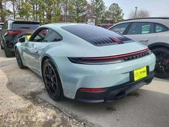 2025 Porsche 911 Carrera – miniatura 2