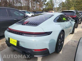 2025 Porsche 911 Carrera – miniatura 3