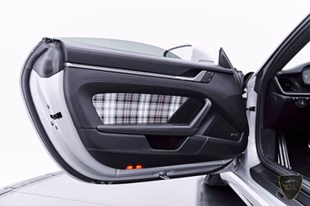 2025 Porsche 911 Turbo 50 Years - miniatura 39