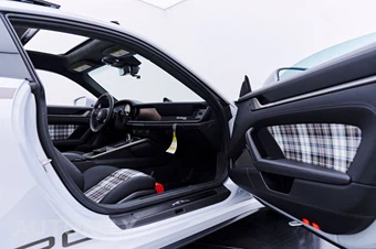 2025 Porsche 911 Turbo 50 Years - miniatura 41