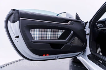 2025 Porsche 911 Turbo 50 Years - miniatura 43