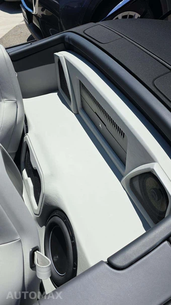 2025 Porsche 911 Turbo S Cabriolet – miniatura 26