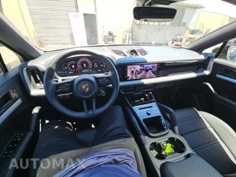 2025 Porsche Cayenne Coupe – miniatura 10