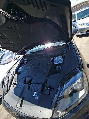 2025 Porsche Cayenne Coupe – miniatura 22