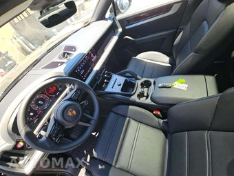 2025 Porsche Cayenne Coupe – miniatura 8