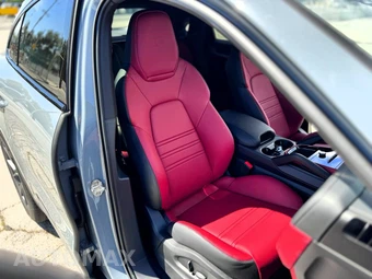 2025 Porsche Cayenne E-Hybrid Coupe – miniatura 16