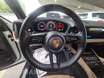 2025 Porsche Cayenne E-Hybrid – miniatura 10