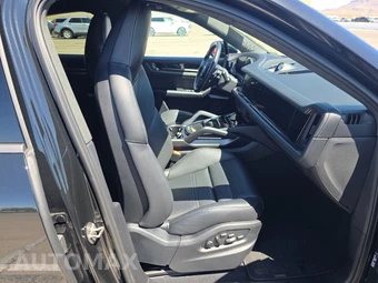 2025 Porsche Cayenne Turbo E-Hybrid Coupe – miniatura 8