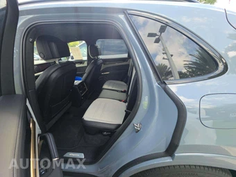 2025 Porsche Cayenne Turbo E-Hybrid – miniatura 13