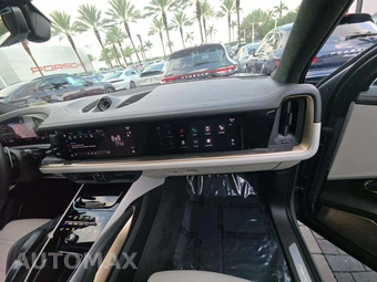 2025 Porsche Cayenne Turbo E-Hybrid – miniatura 19