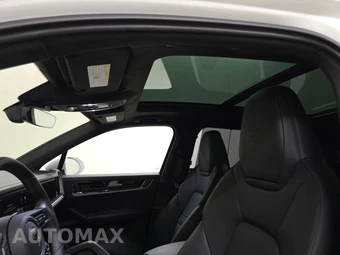 2025 Porsche Cayenne Turbo E-Hybrid – miniatura 19