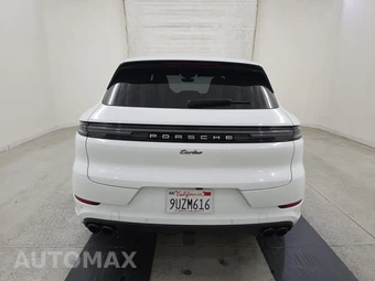 2025 Porsche Cayenne Turbo E-Hybrid – miniatura 5