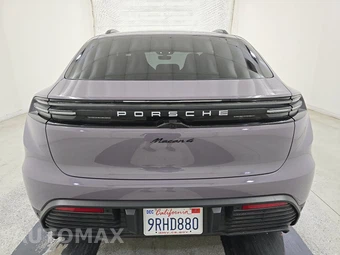 2025 Porsche Macan 4 Electric – miniatura 5