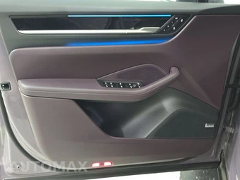 2025 Porsche Macan 4 Electric – miniatura 9