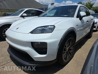 2025 Porsche Macan 4 Electric