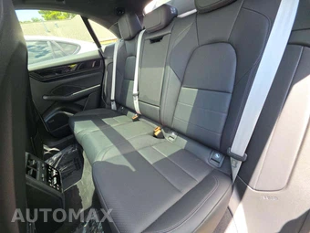 2025 Porsche Macan 4 Electric – miniatura 13