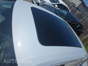 2025 Porsche Macan 4S Electric – miniatura 12