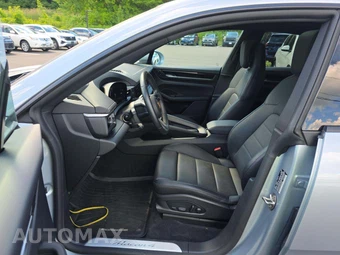 2025 Porsche Macan Electric 4 – miniatura 3