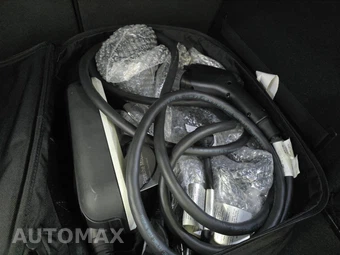 2025 Porsche Macan Electric – miniatura 14